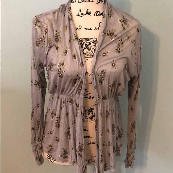 Anthropologie Sweaters - Anthropologie kimchi blue floral cardigan, Sz L Anthropologie Sweaters - Anthropologie kimchi blue floral cardigan, Sz L